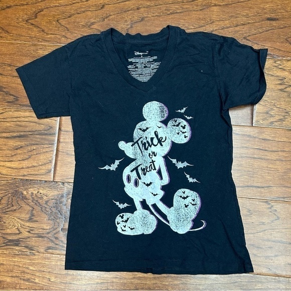 Disney Halloween pajama bundle - Picture 2 of 13